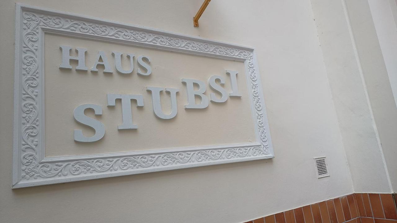 Apartments Stubsi With Colonnade View 카를로비바리 외부 사진