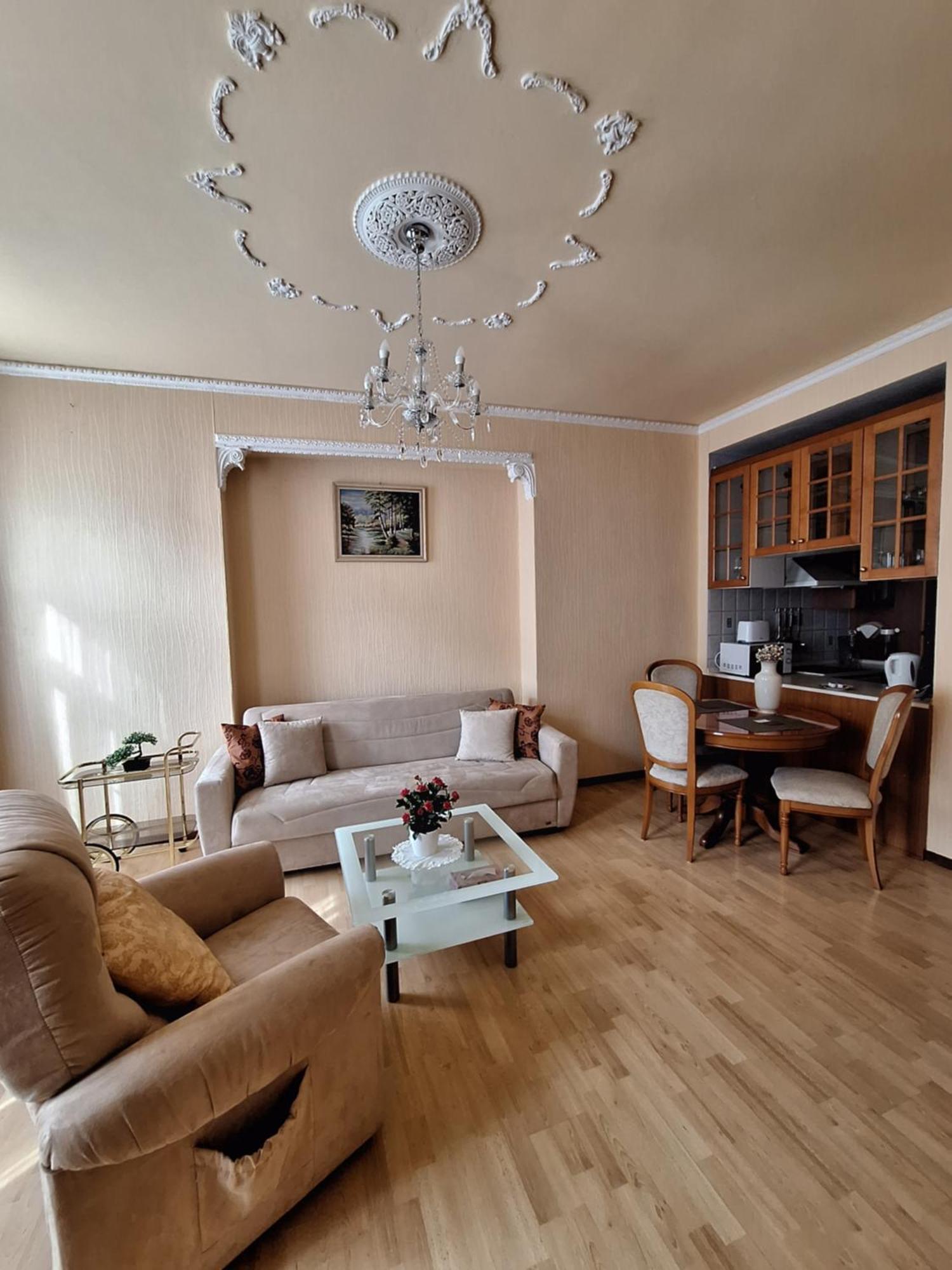 Apartments Stubsi With Colonnade View 카를로비바리 외부 사진